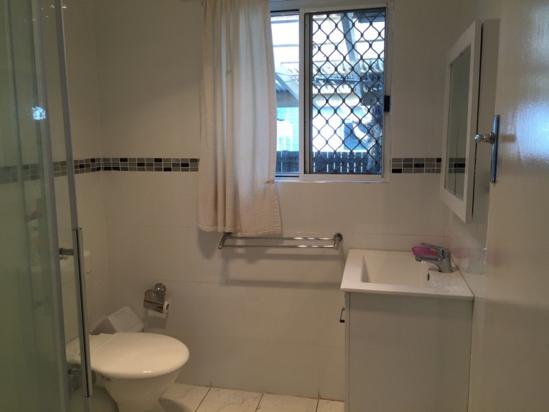 60 Harris Street, Labrador QLD 4215