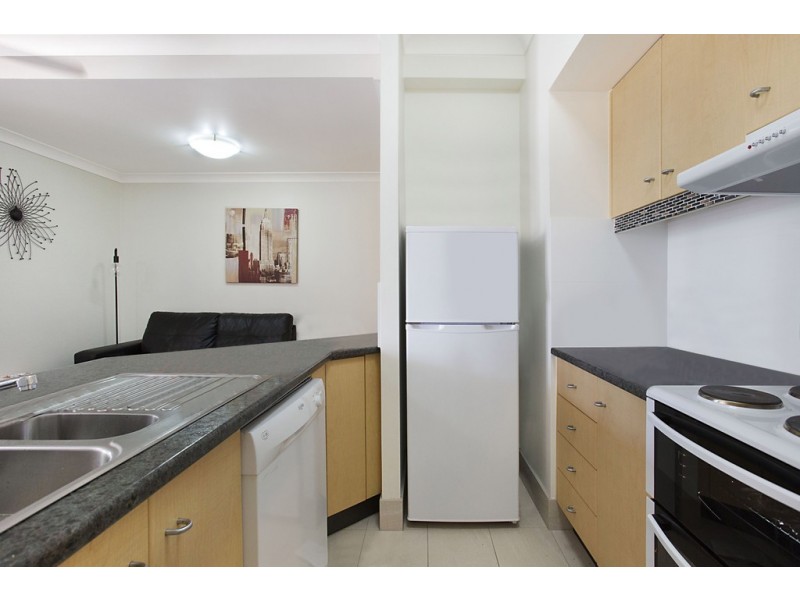 35A and B ‘Aruba Surf’ 20 Anne Avenue, Broadbeach QLD 4218