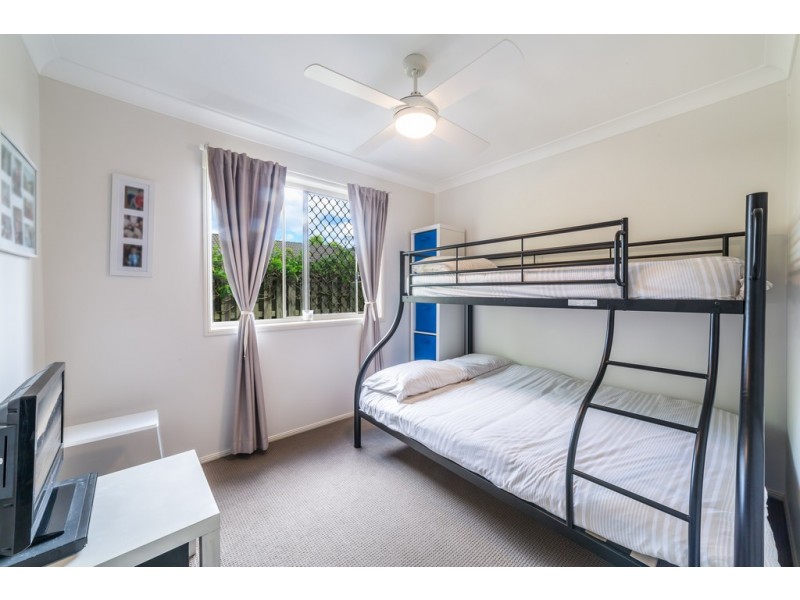 40 Tussock Crescent, Elanora QLD 4221
