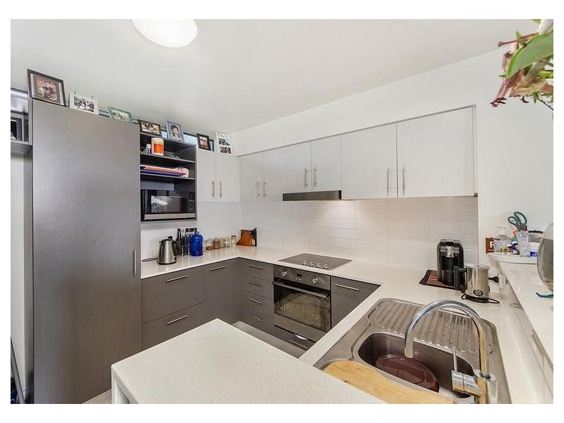 220/2-4 Riverwalk Avenue, Robina QLD 4226