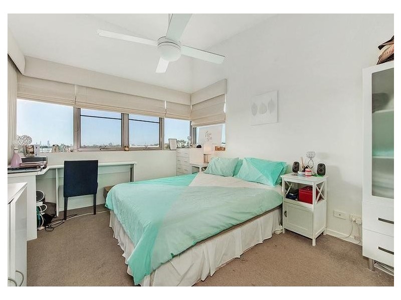 220/2-4 Riverwalk Avenue, Robina QLD 4226