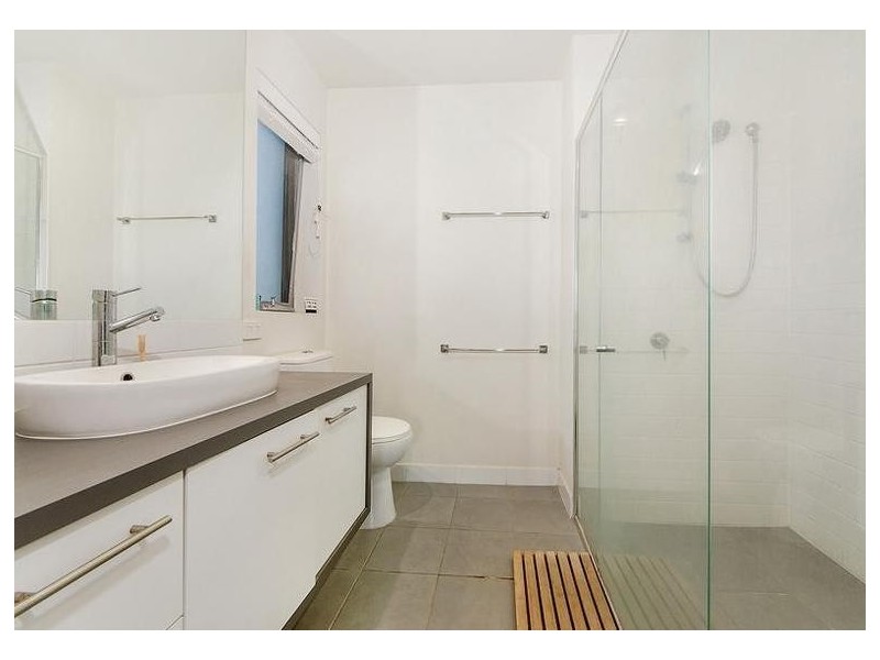 220/2-4 Riverwalk Avenue, Robina QLD 4226