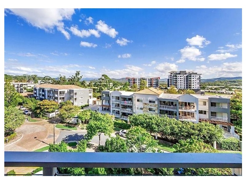 220/2-4 Riverwalk Avenue, Robina QLD 4226