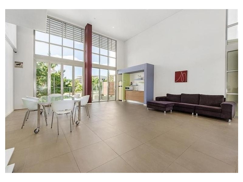 220/2-4 Riverwalk Avenue, Robina QLD 4226