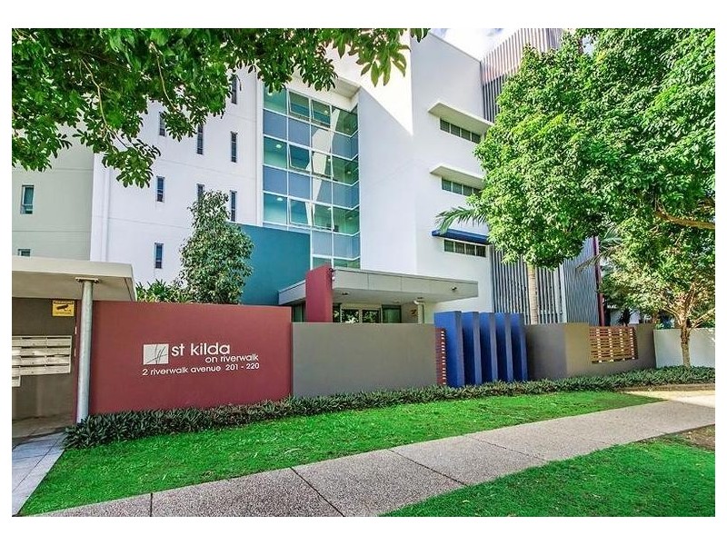 220/2-4 Riverwalk Avenue, Robina QLD 4226