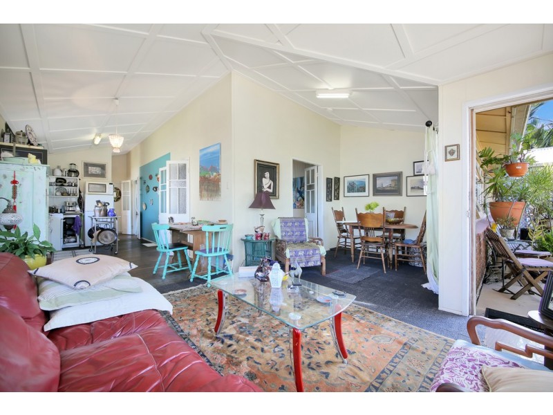 6/126 Marine Pde, Southport QLD 4215