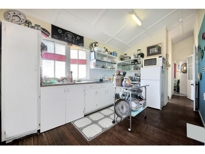 6/126 Marine Pde, Southport QLD 4215