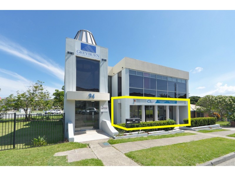 94 Eugaree Street, Southport QLD 4215