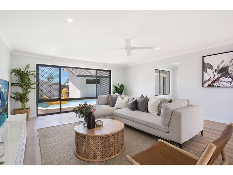 171 Campbell Street, Sorrento QLD 4217