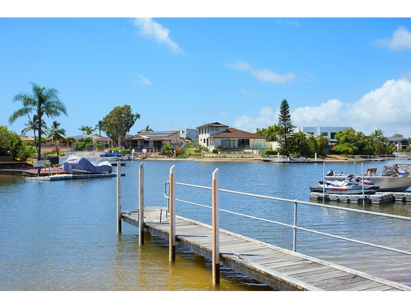 171 Campbell Street, Sorrento QLD 4217