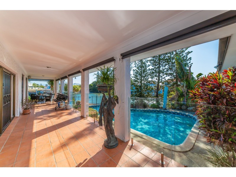 22 Binda Place, Sorrento QLD 4217
