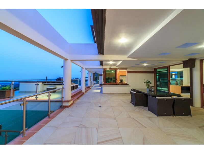 483 The Panorama, Tallai QLD 4213