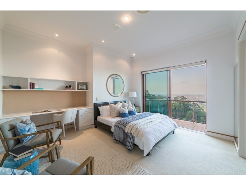 483 The Panorama, Tallai QLD 4213