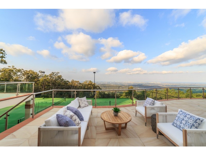 483 The Panorama, Tallai QLD 4213