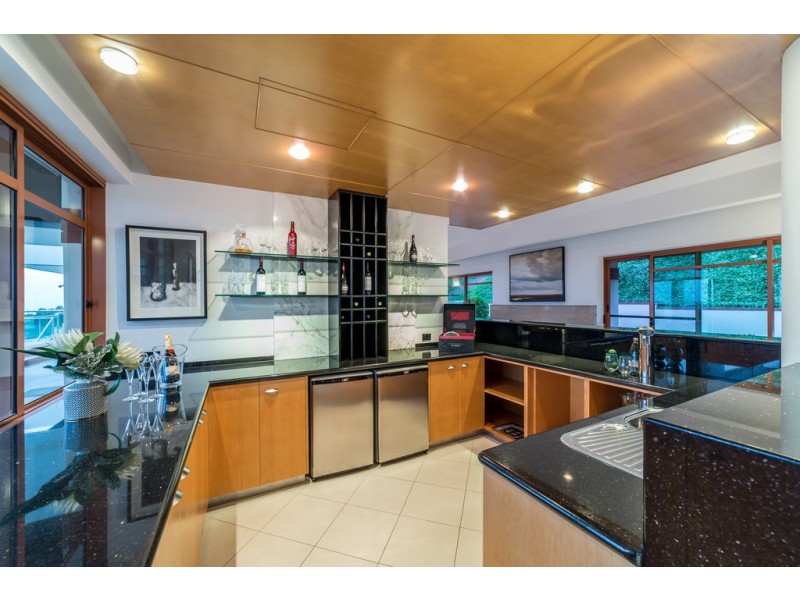 483 The Panorama, Tallai QLD 4213