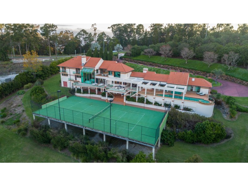 483 The Panorama, Tallai QLD 4213