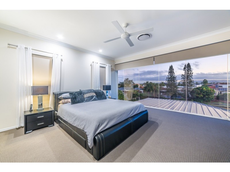 6 Adler Court, Benowa Waters QLD 4217