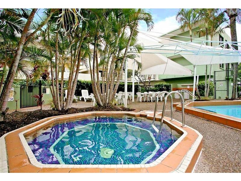 205/132 Marine Parade, Southport QLD 4215