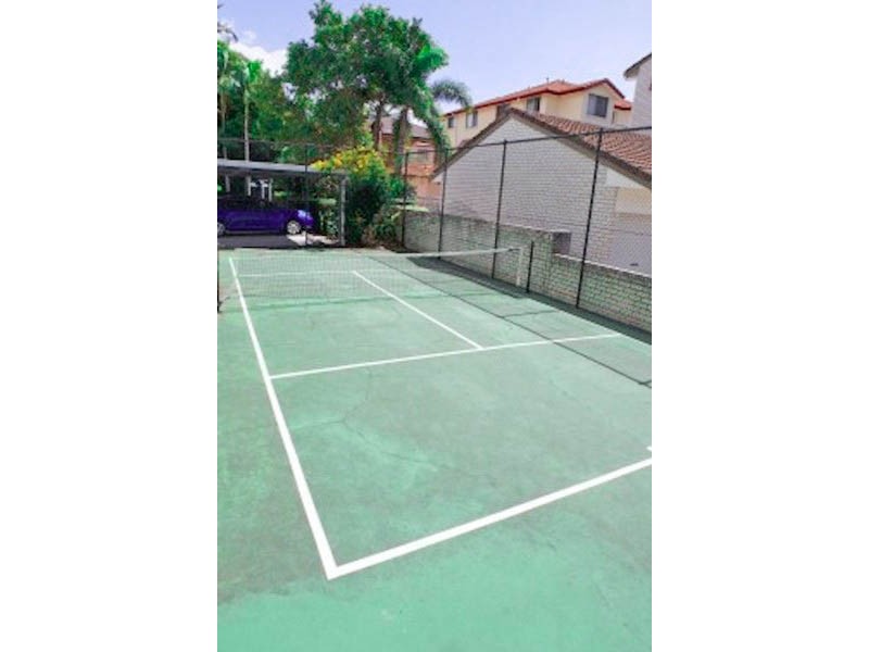 205/132 Marine Parade, Southport QLD 4215