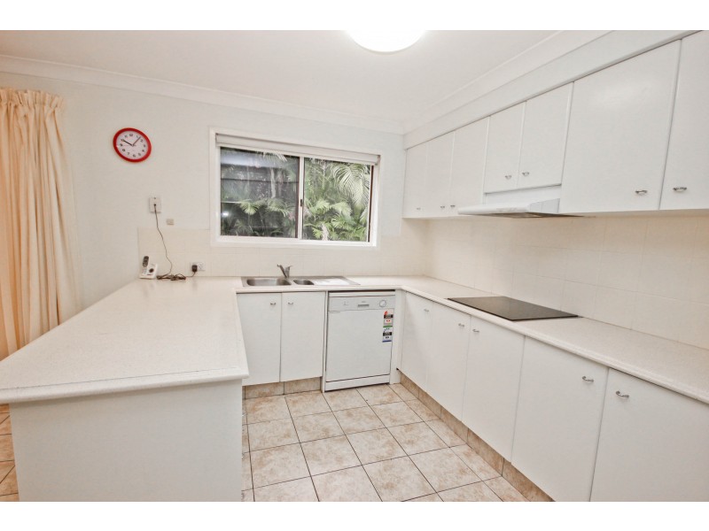 30 Tuggerah Close, Robina QLD 4226