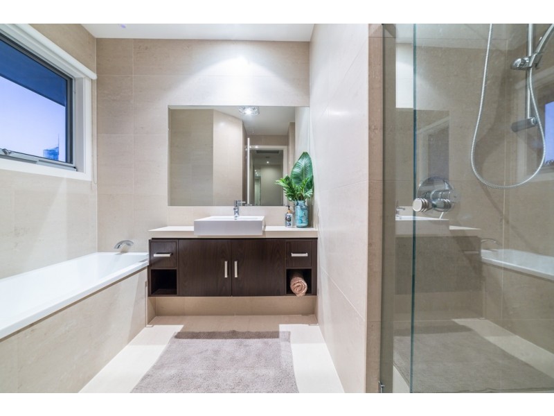 62 Monaco Street, Broadbeach Waters QLD 4218