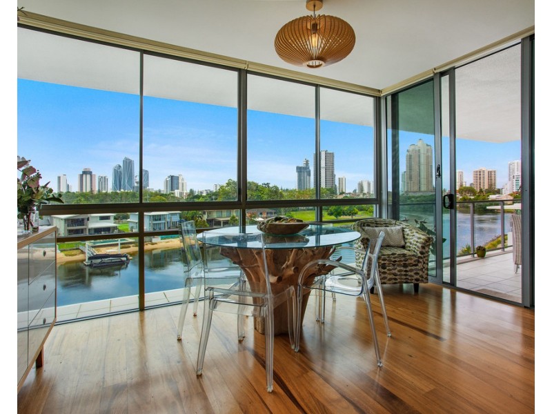 2309/33 T E Peters Drive ‘Freshwater Point’, Broadbeach Waters QLD 4218