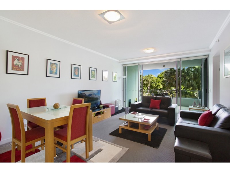 2120 ‘Freshwater Point’ 33 T E Peters Drive, Broadbeach Waters QLD 4218