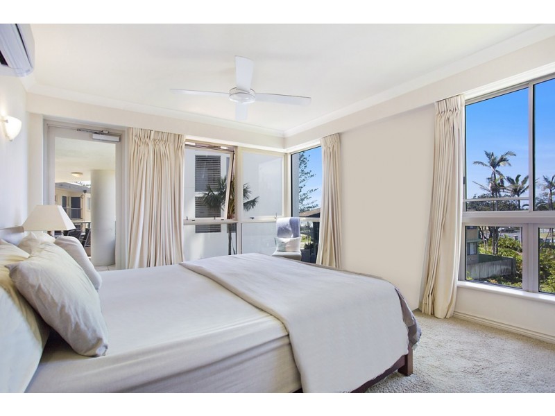 71 ‘Oceana On Broadbeach’ 100 Old Burleigh Road, Broadbeach QLD 4218