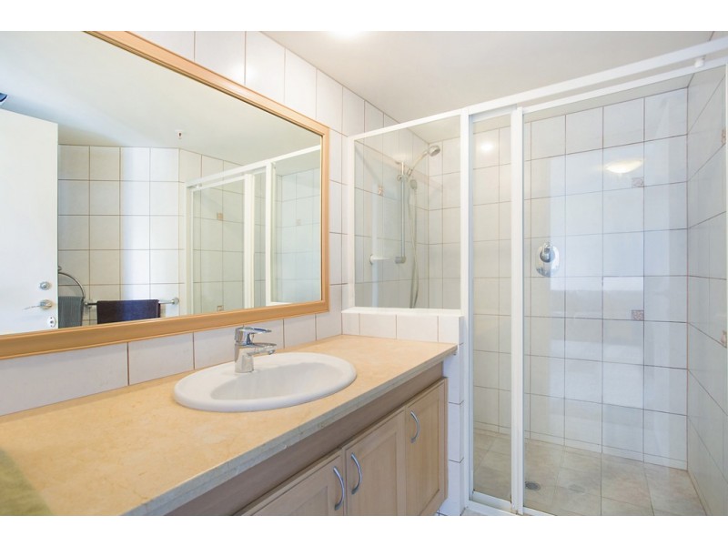 71 ‘Oceana On Broadbeach’ 100 Old Burleigh Road, Broadbeach QLD 4218