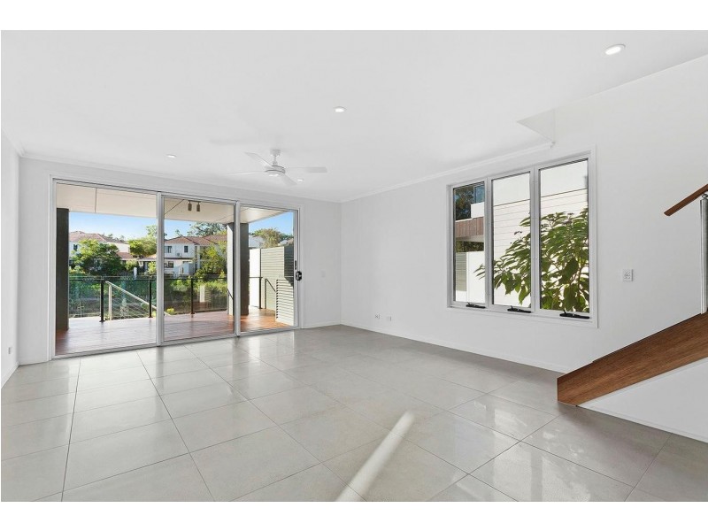 154 Florabella Drive, Robina QLD 4226