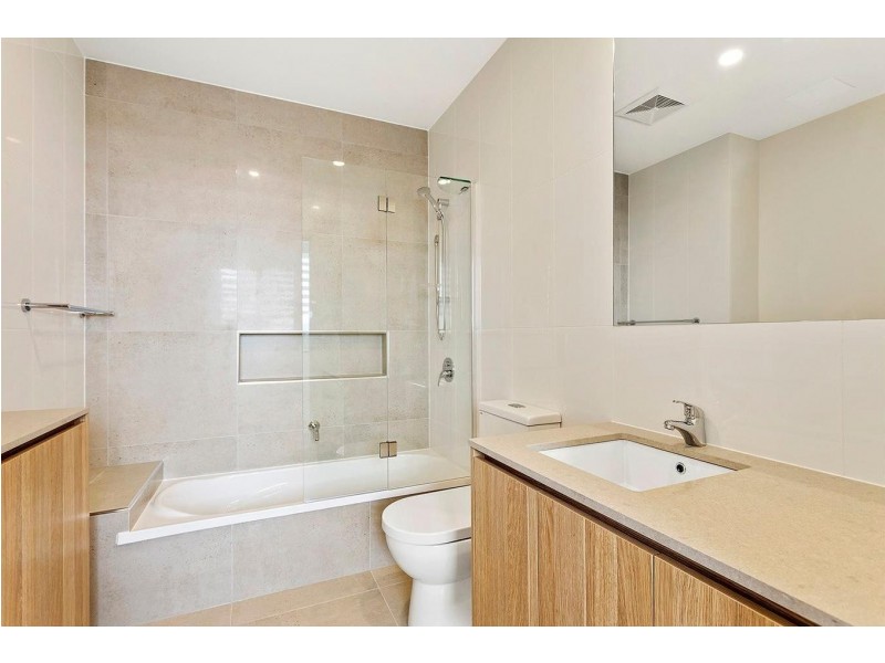 154 Florabella Drive, Robina QLD 4226