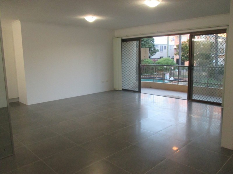 2/84 Paradise Island, Surfers Paradise QLD 4217