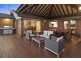 17 Naranja Cres, Benowa QLD 4217