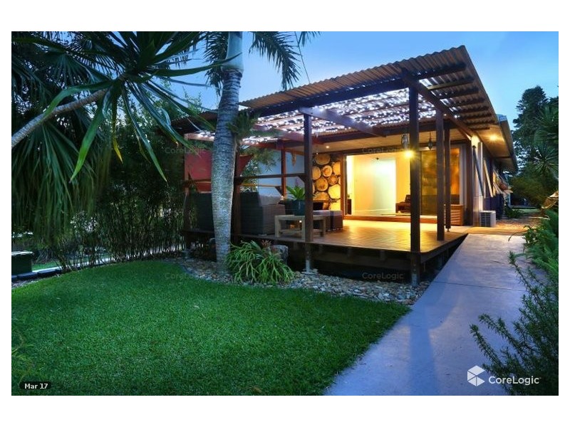 31 Bellevue Parade, Labrador QLD 4215