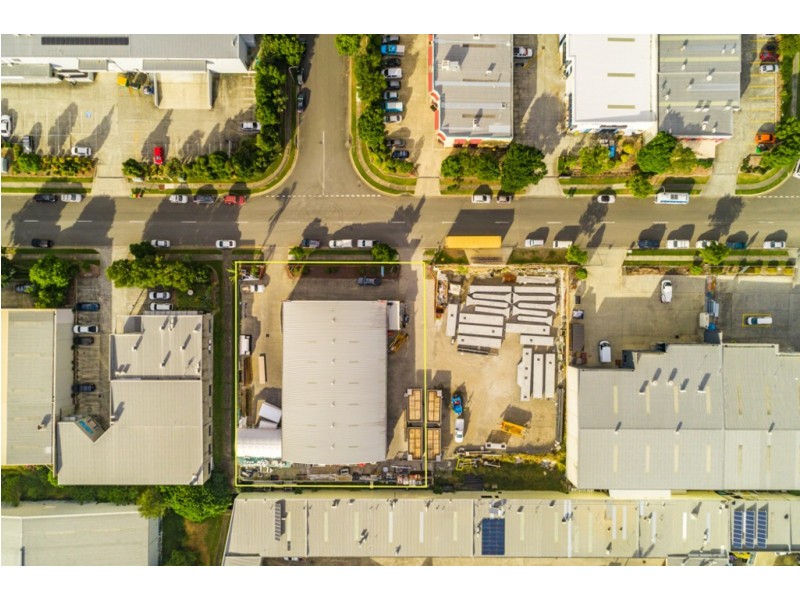 83 Dover Drive, Burleigh Heads QLD 4220