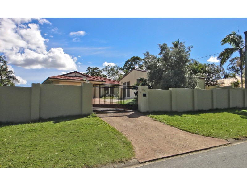 50b Clarence Drive, Helensvale QLD 4212