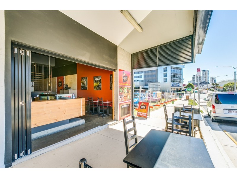 4/20 Scarborough Street, Southport QLD 4215