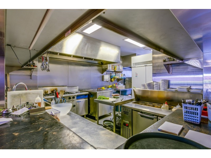 4/20 Scarborough Street, Southport QLD 4215