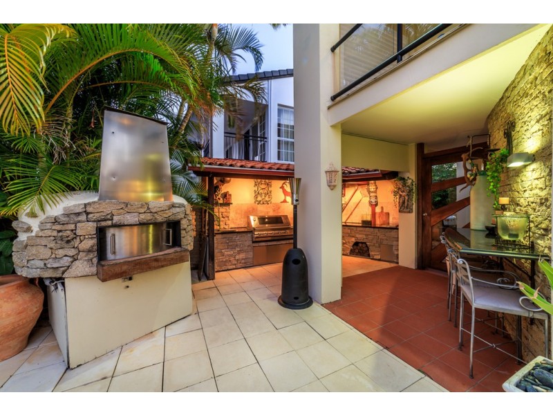 44 Fitzwilliam Street, Carrara QLD 4211