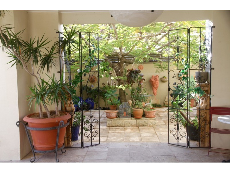 44 Fitzwilliam Street, Carrara QLD 4211