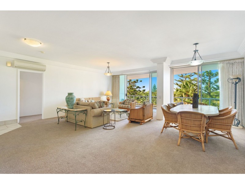 10 Carmel By The Sea 177 Old Burleigh Road, Broadbeach QLD 4218