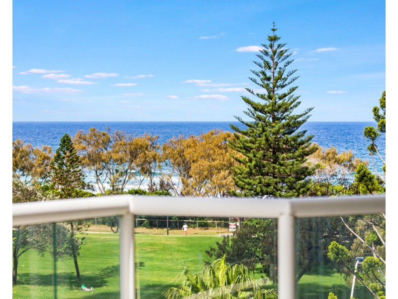 26 Carmel By The Sea 177 Old Burleigh Road, Broadbeach QLD 4218