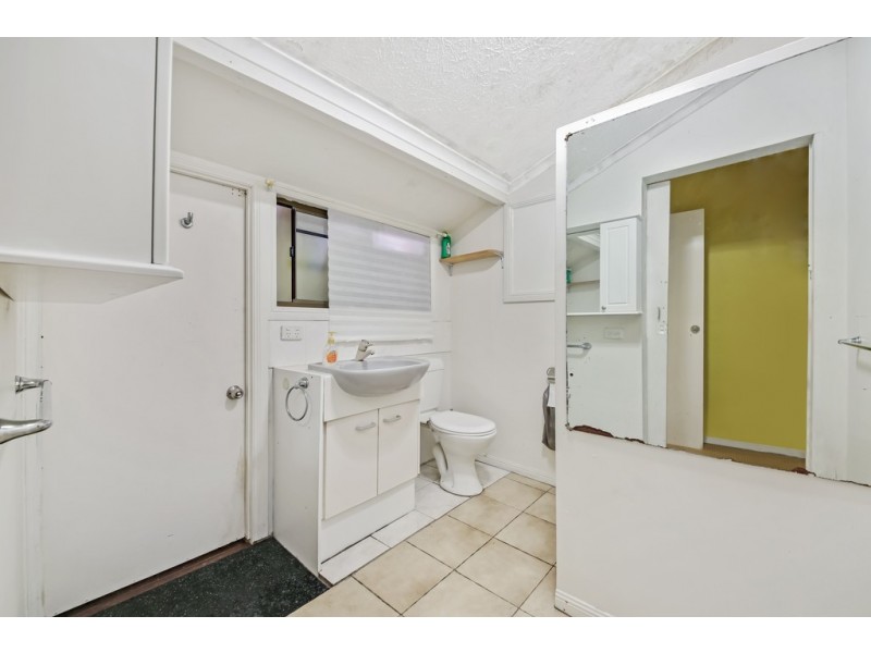 16 – 18 Meyer Street, Southport QLD 4215