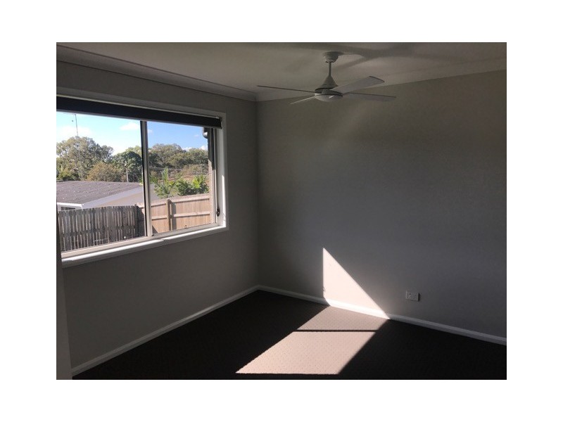 15 Cooleroo Cres, Southport QLD 4215