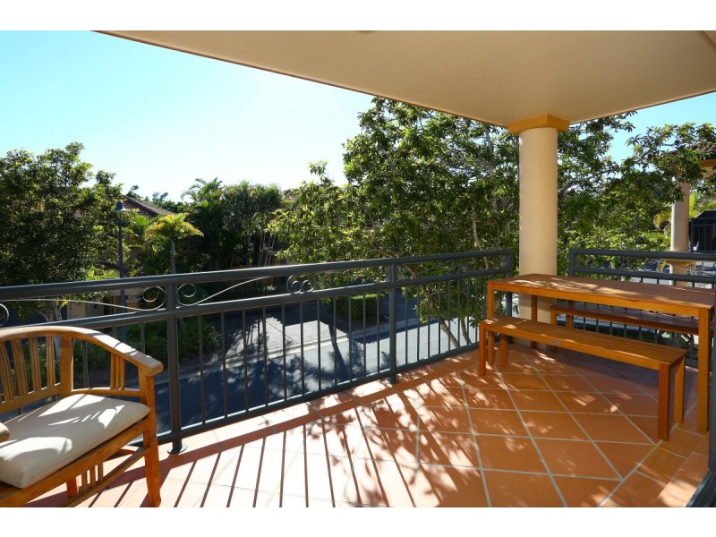 34/85 Palm Meadows Drive, Carrara QLD 4211