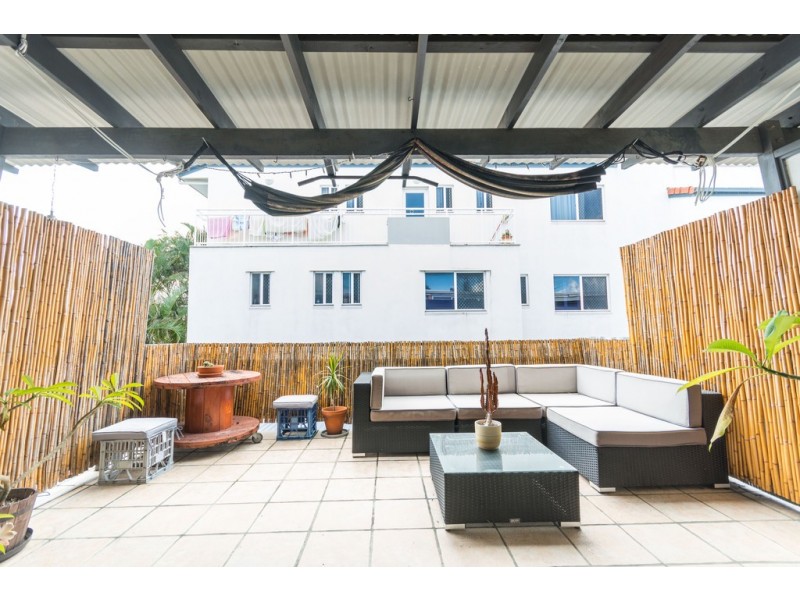 4/104 Albatross Avenue, Mermaid Beach QLD 4218