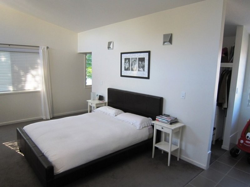 2/57 Avanti Street, Mermaid Waters QLD 4218