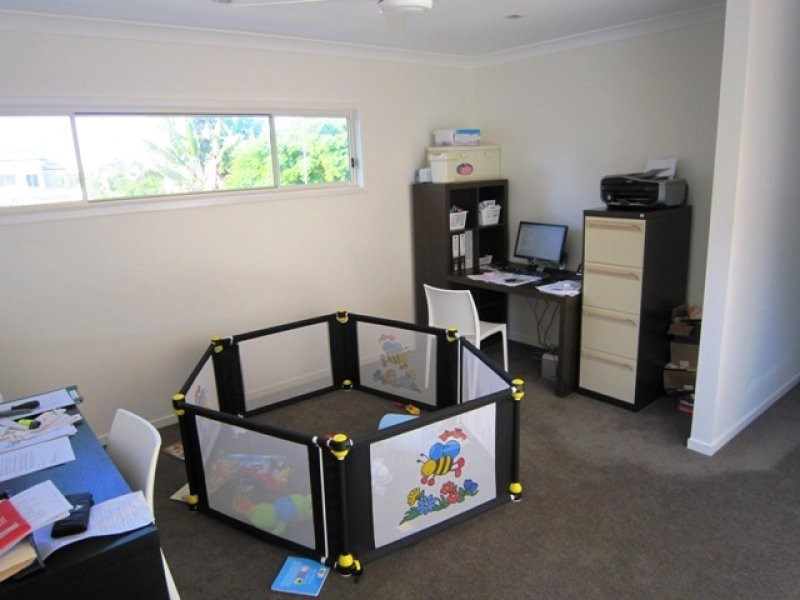 2/57 Avanti Street, Mermaid Waters QLD 4218