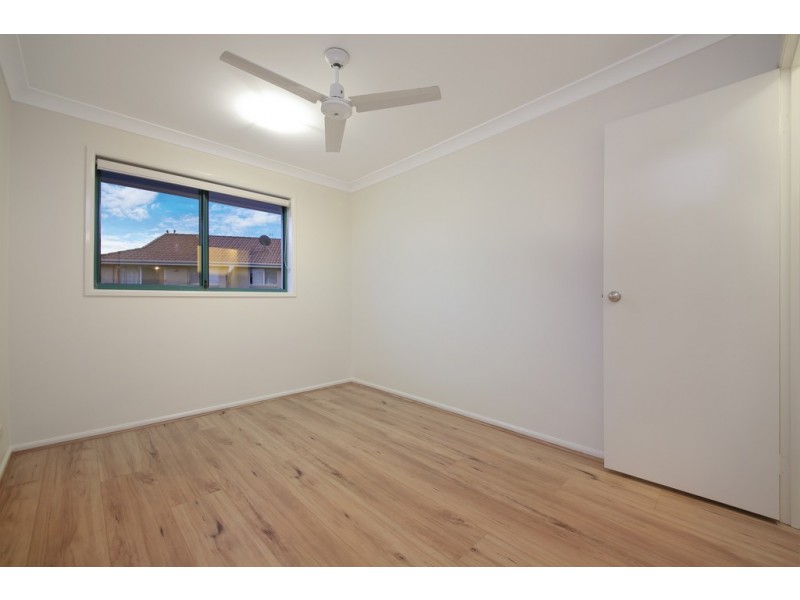 1/121 Greenacre Drive, Parkwood QLD 4214