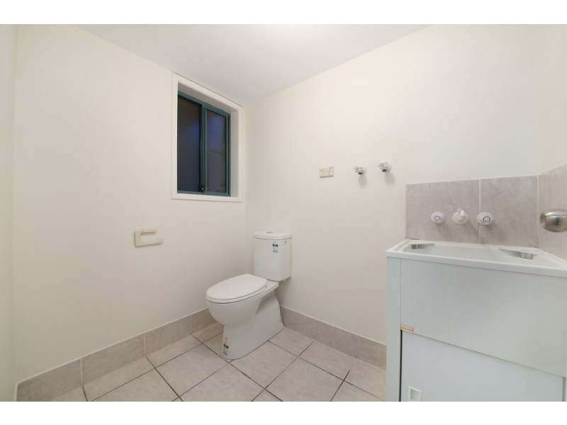 1/121 Greenacre Drive, Parkwood QLD 4214